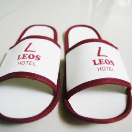 Leos Hotel Tomohon Extérieur photo